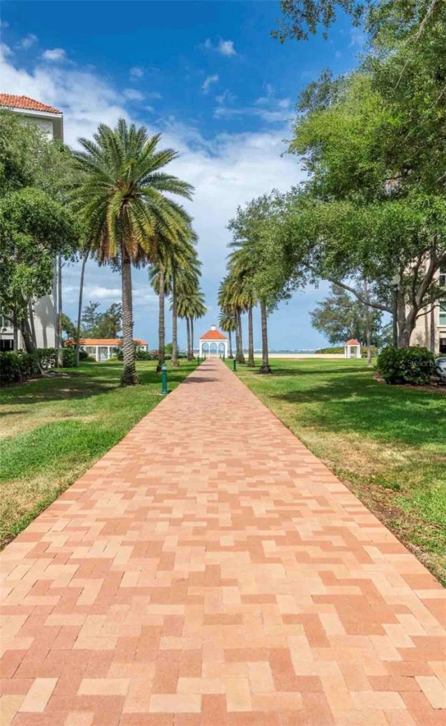 4737 Dolphin Cay Lane S, Unit 407, Saint Petersburg, FL 33711 Photo