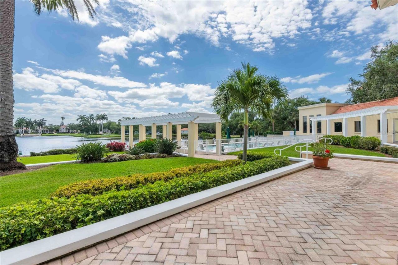 4737 Dolphin Cay Lane S, Unit 407, Saint Petersburg, FL 33711 Photo
