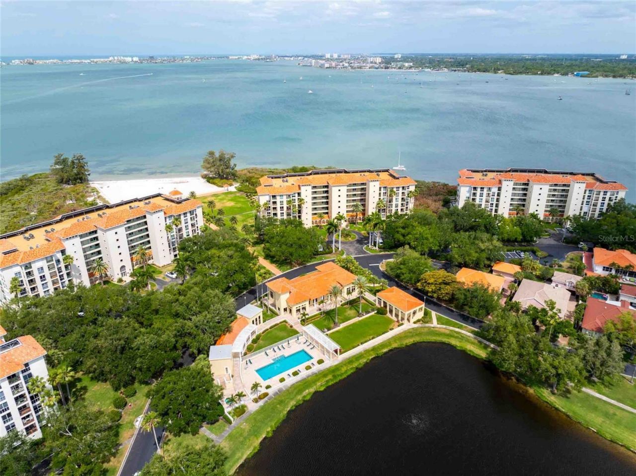 4737 Dolphin Cay Lane S, Unit 407, Saint Petersburg, FL 33711 Photo