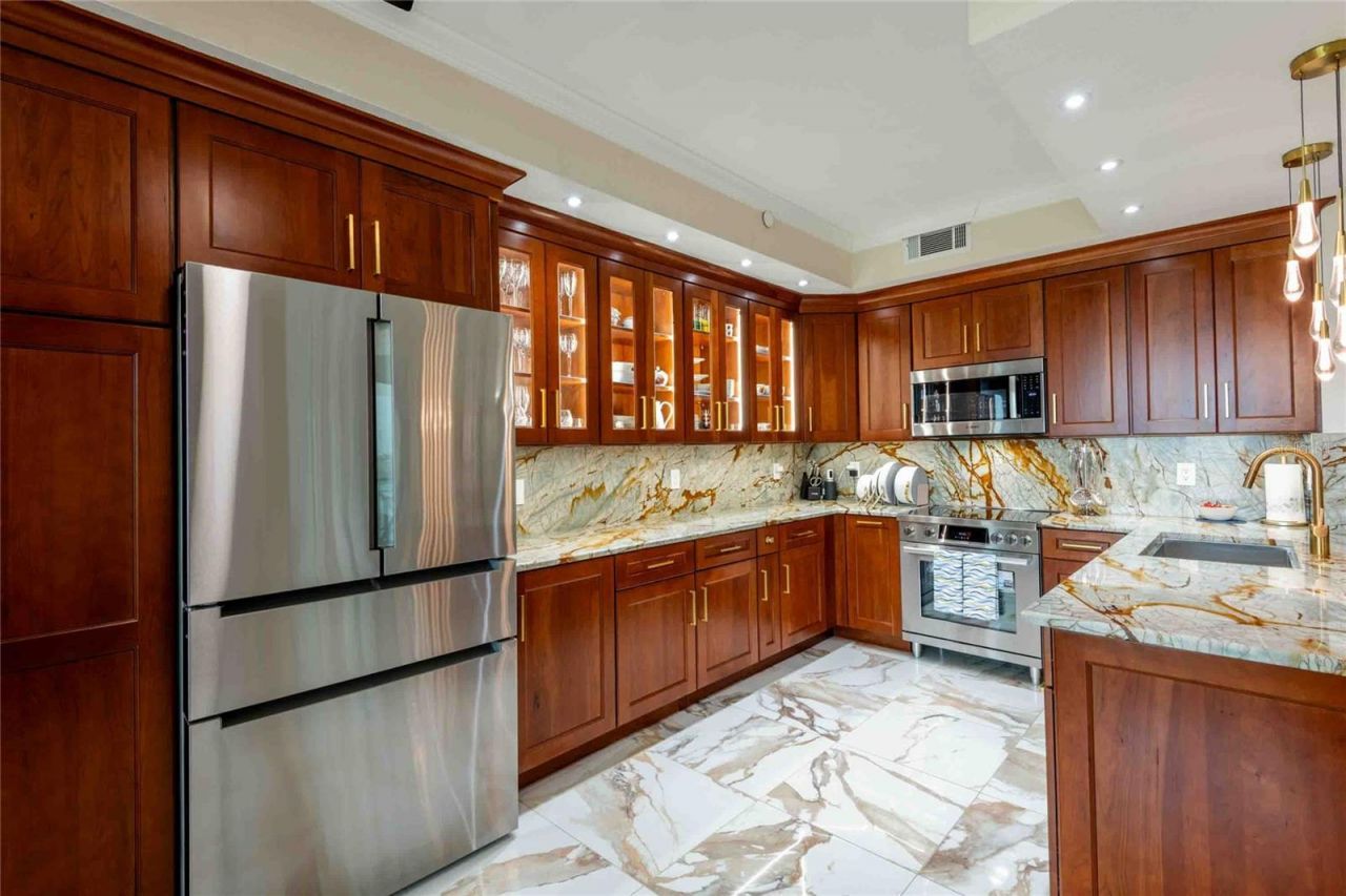 4737 Dolphin Cay Lane S, Unit 407, Saint Petersburg, FL 33711 Photo