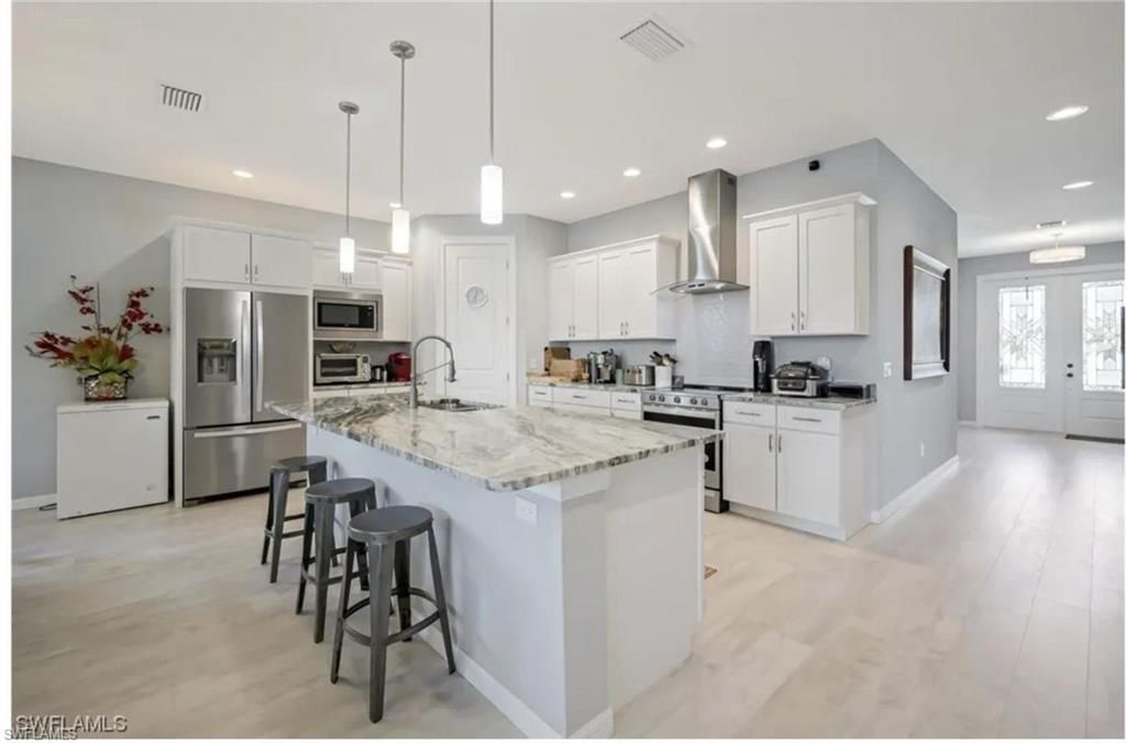2214 Isle Of Pines Ave, Fort Myers, FL 33905 Photo