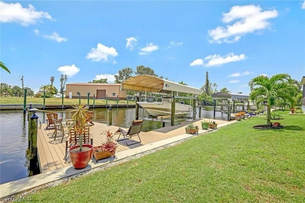 2214 Isle Of Pines Ave, Fort Myers, FL 33905 Photo