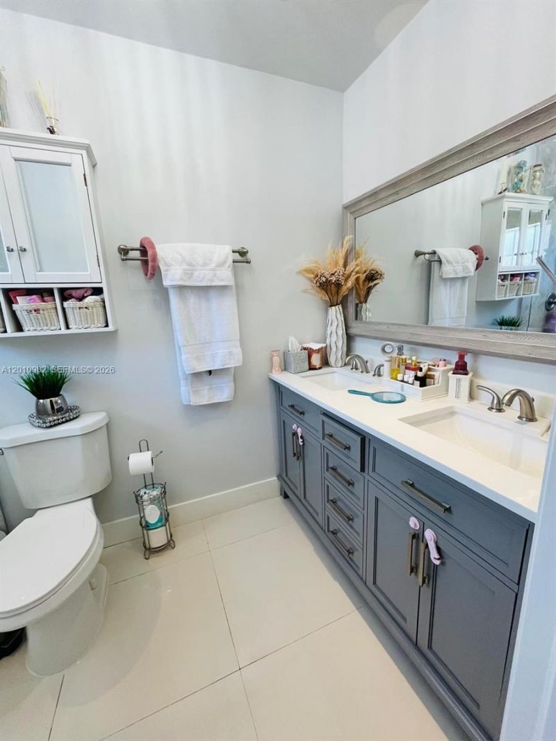 7817 W 36th Ave , Unit 204, Hialeah, FL 33018 Photo