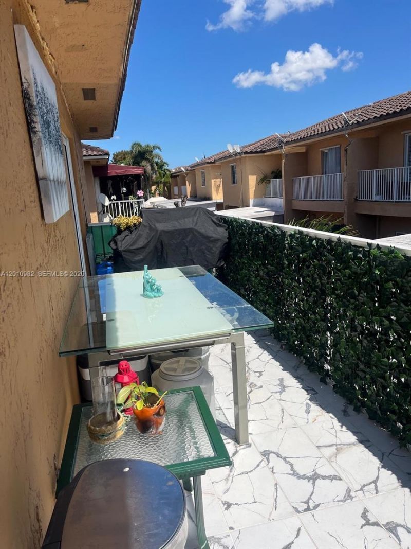 7817 W 36th Ave , Unit 204, Hialeah, FL 33018 Photo