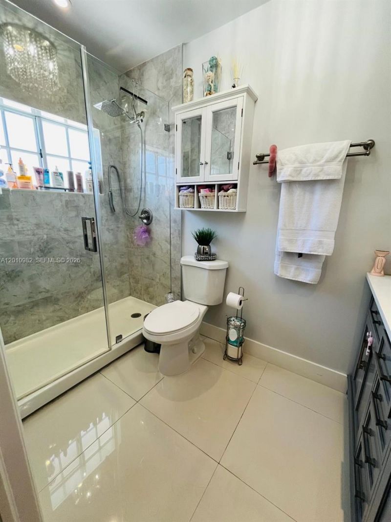 7817 W 36th Ave , Unit 204, Hialeah, FL 33018 Photo