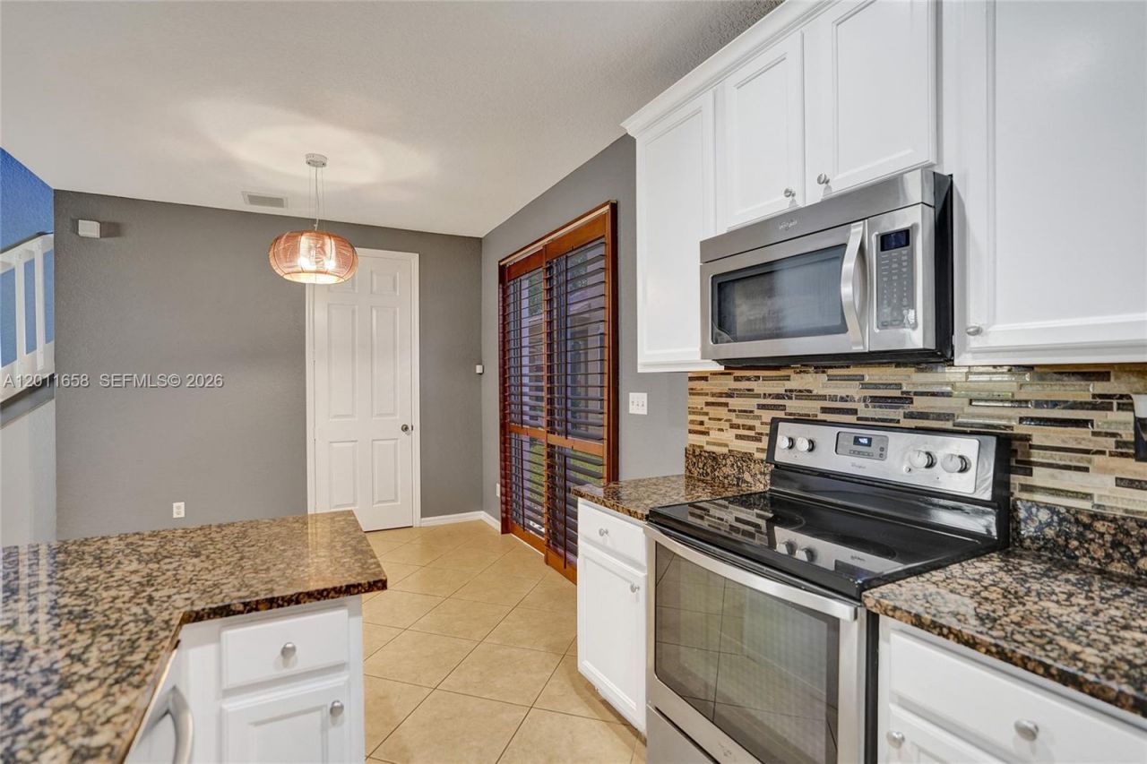 2057 SE Avon Park Dr, Port Saint Lucie, FL 34952 Photo