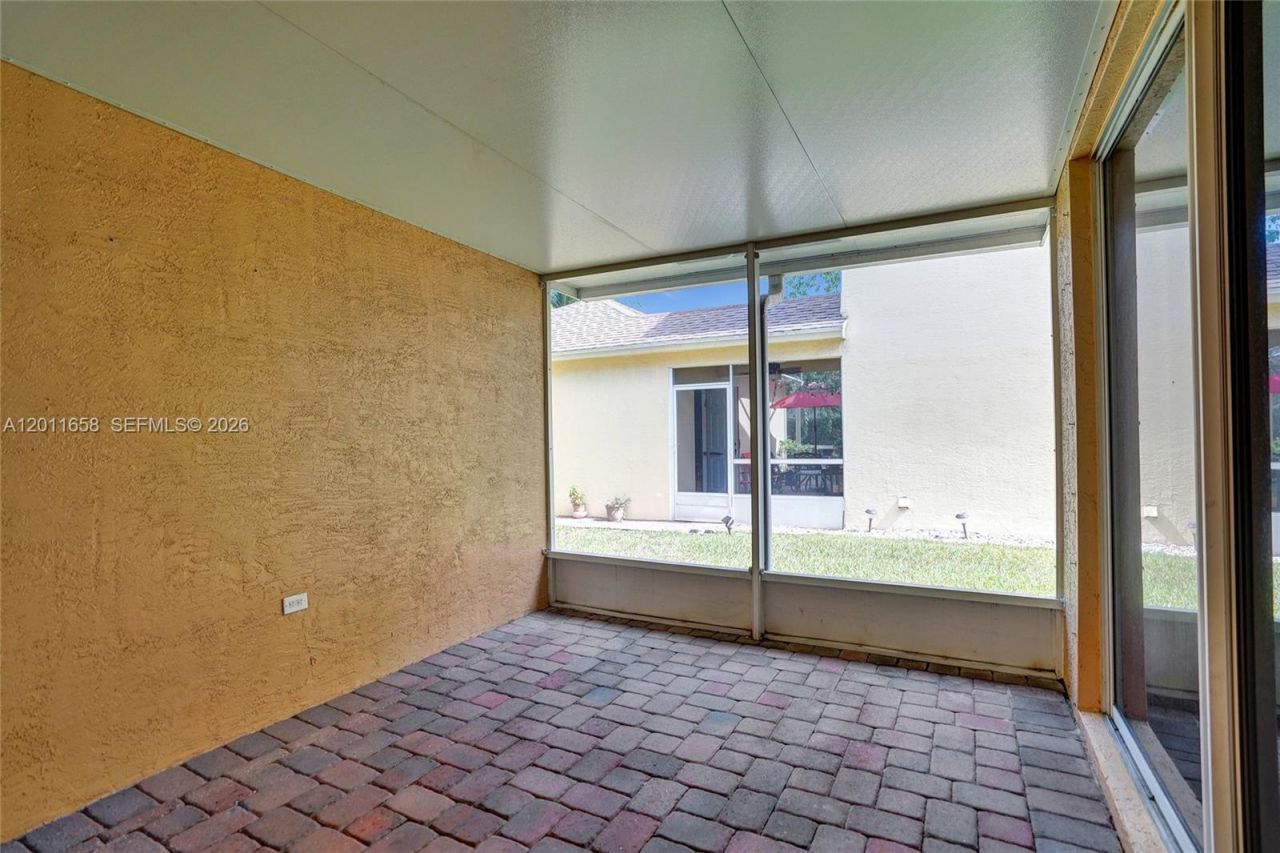 2057 SE Avon Park Dr, Port Saint Lucie, FL 34952 Photo