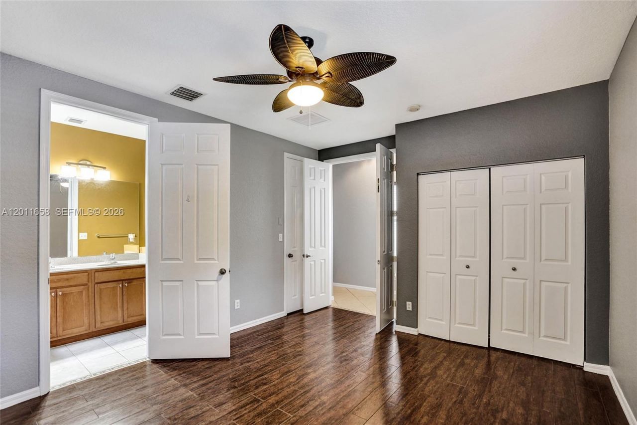 2057 SE Avon Park Dr, Port Saint Lucie, FL 34952 Photo