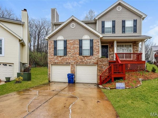 1504 Wild Berry Court , Ballwin, MO 63021