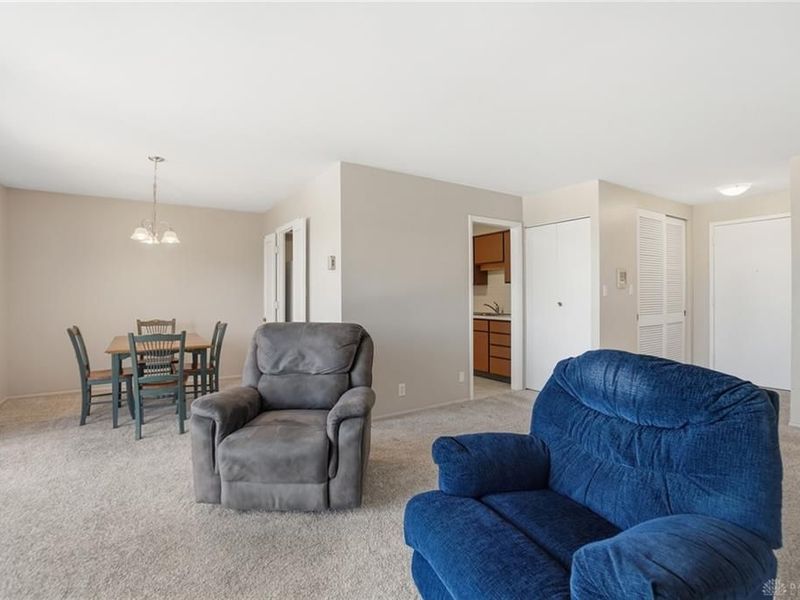 2230 S Patterson Boulevard, Unit 26, Kettering, OH 45409 Photo 5