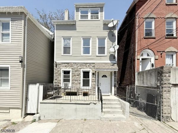 79 Godwin Ave, Paterson, NJ 07501
