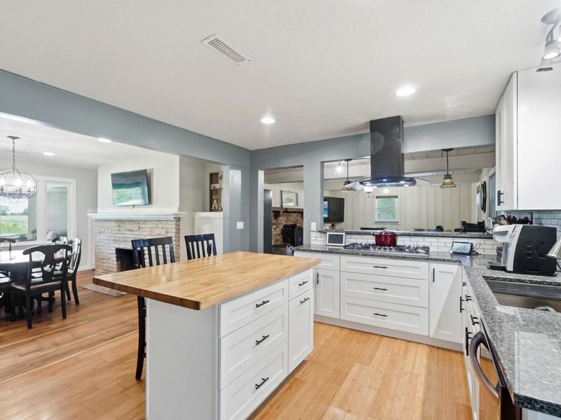 10977 Mckendree Road, Mount Sterling, OH 43143 Photo 8