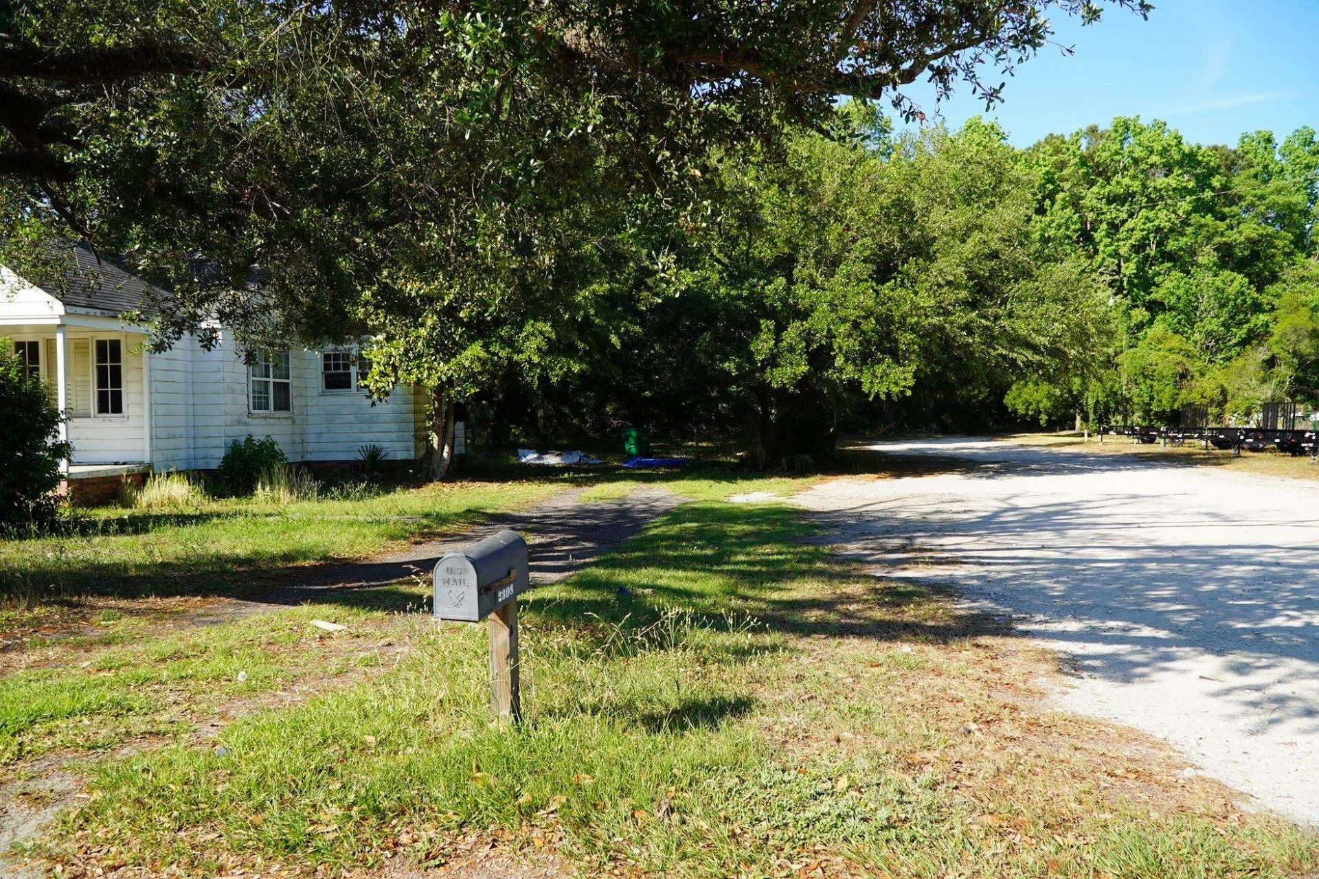 2310 Highmarket St. Photo 16