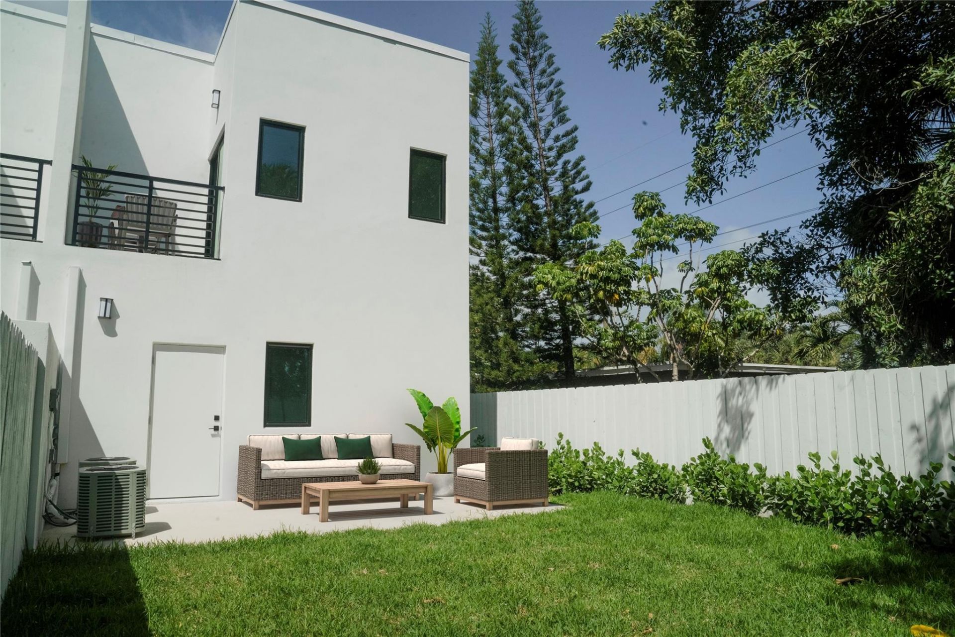 1138 NE 2nd Avenue, Unit A, Fort Lauderdale, FL 33304 Photo