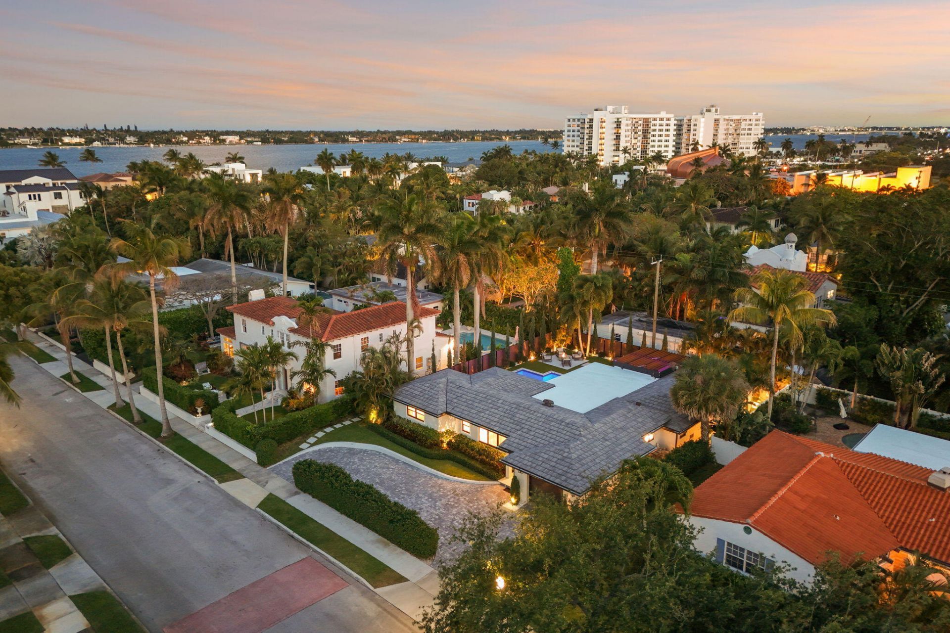 240 30th Street, West Palm Beach, FL 33407 Photo