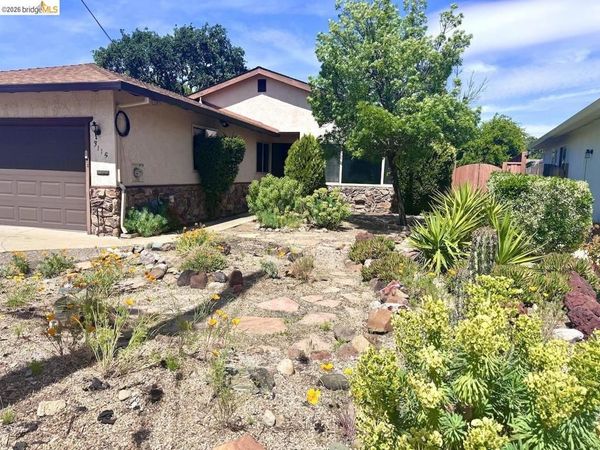 3115 Marvelle Ln, Concord, CA 94518