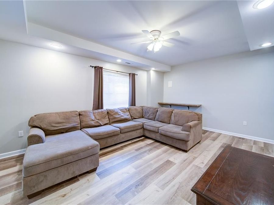 Property Image 37