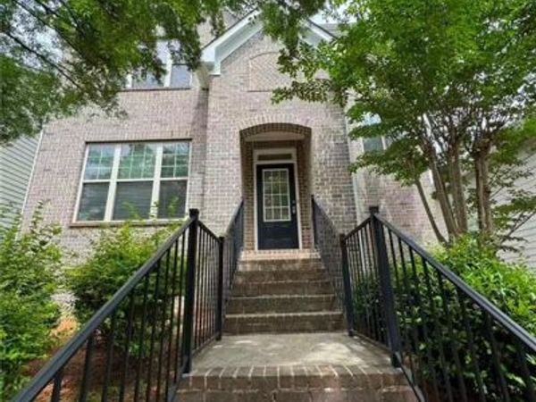 28 Privet Circle, Suwanee, GA 30024