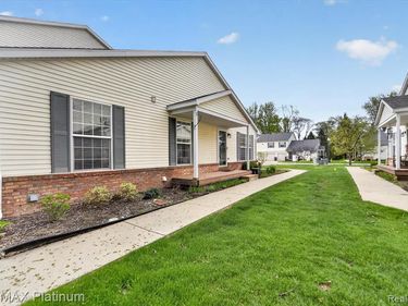728 Griswold Street, Howell, MI 48843