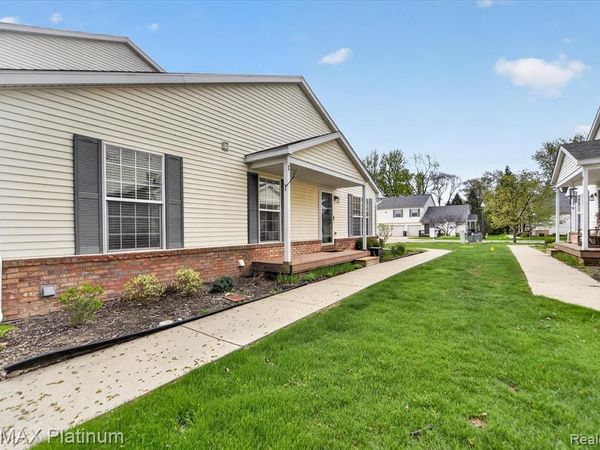 728 Griswold Street, Howell, MI 48843