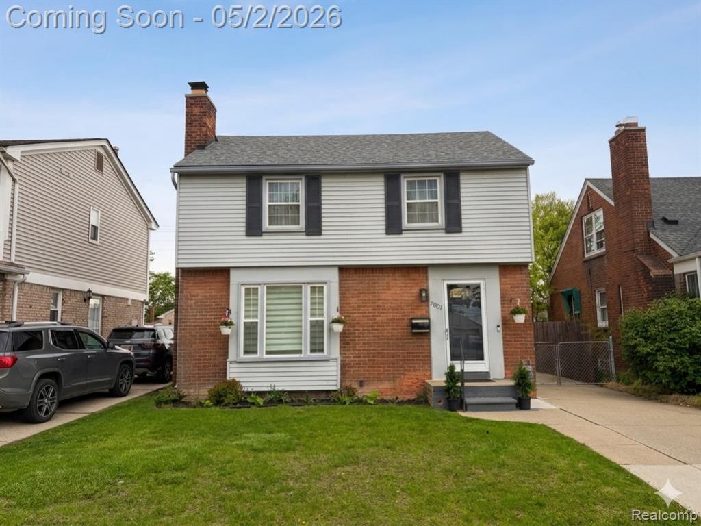 7001 Mayburn Street, Dearborn Heights, MI 48127 Main Photo