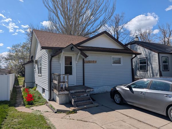 1105 N Main Street, Mobridge, SD 57601