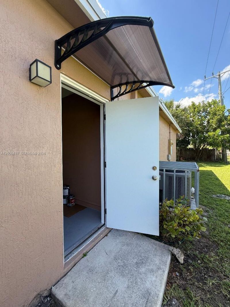 2713 NW 6th St , Pompano Beach, FL 33069 Photo