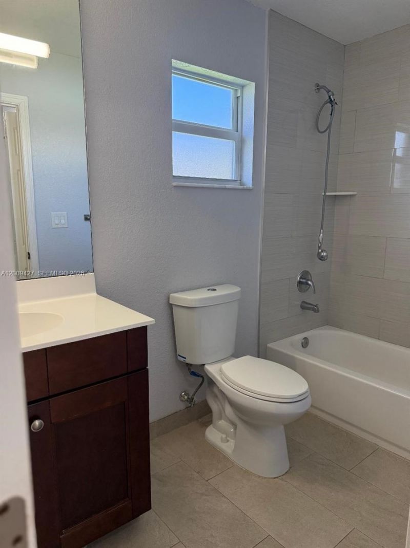 2713 NW 6th St , Pompano Beach, FL 33069 Photo