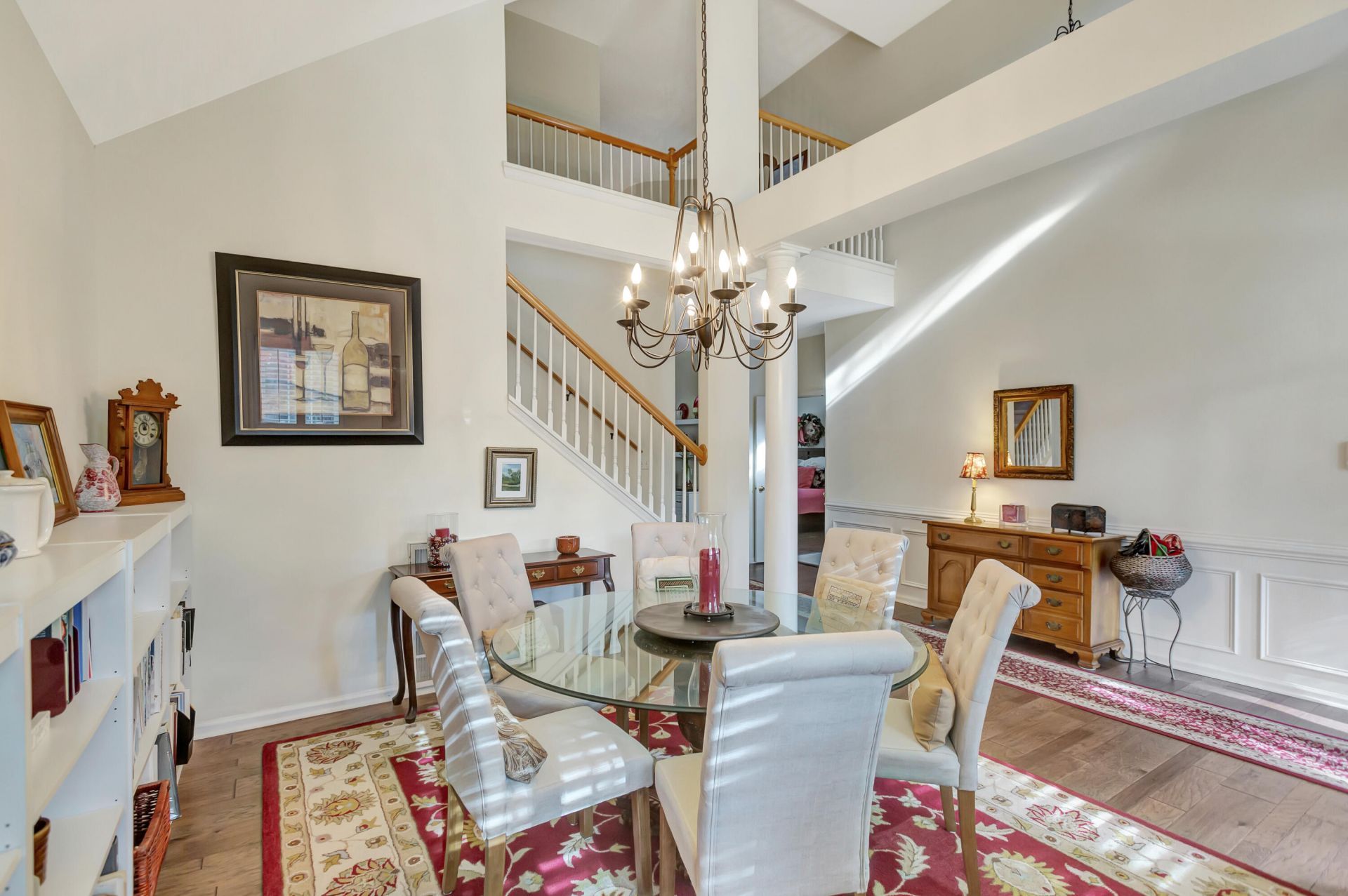 1075 Barfield Street Photo 10