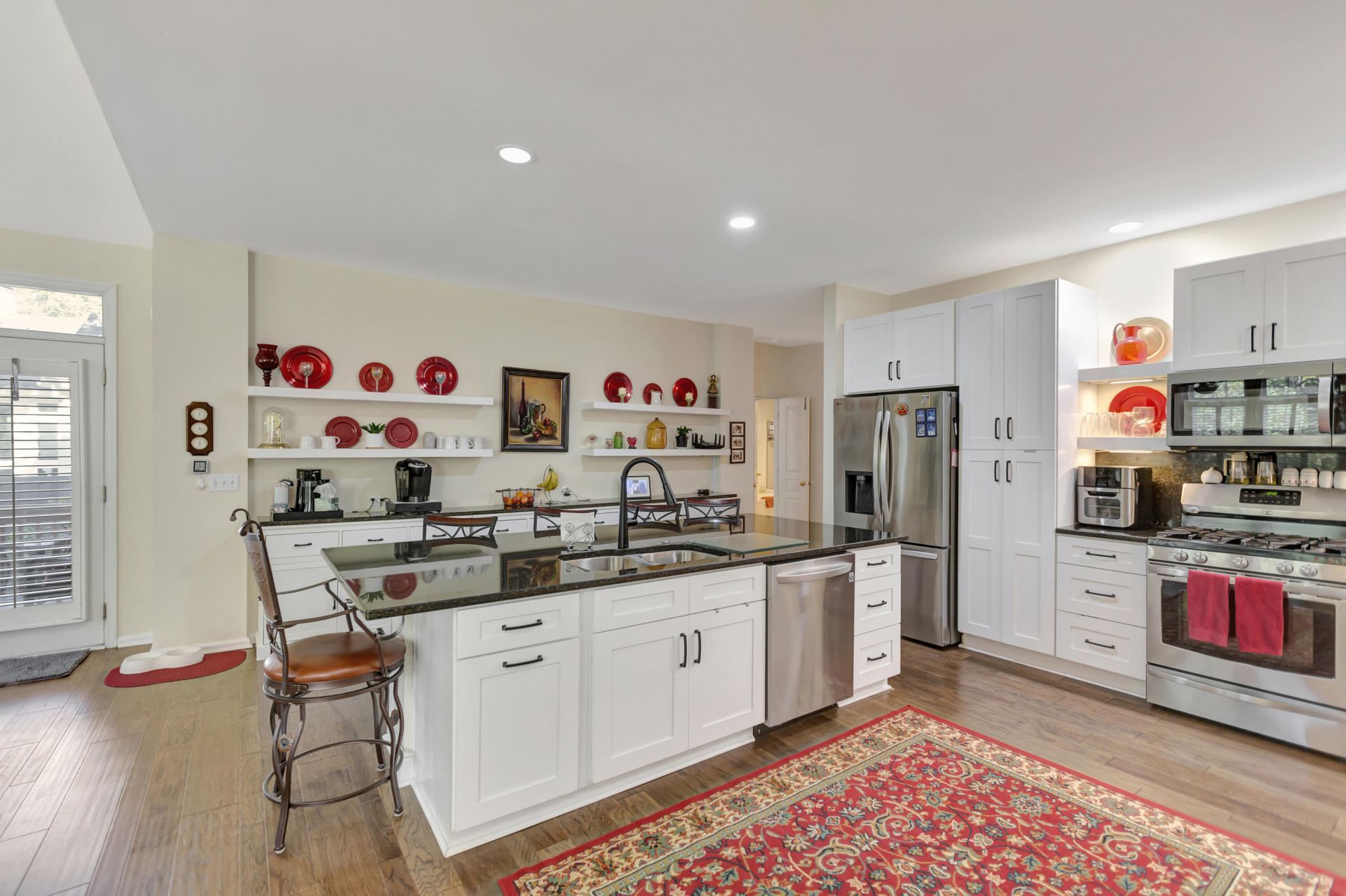 1075 Barfield Street Photo 19