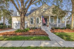 1075 Barfield Street photo 4