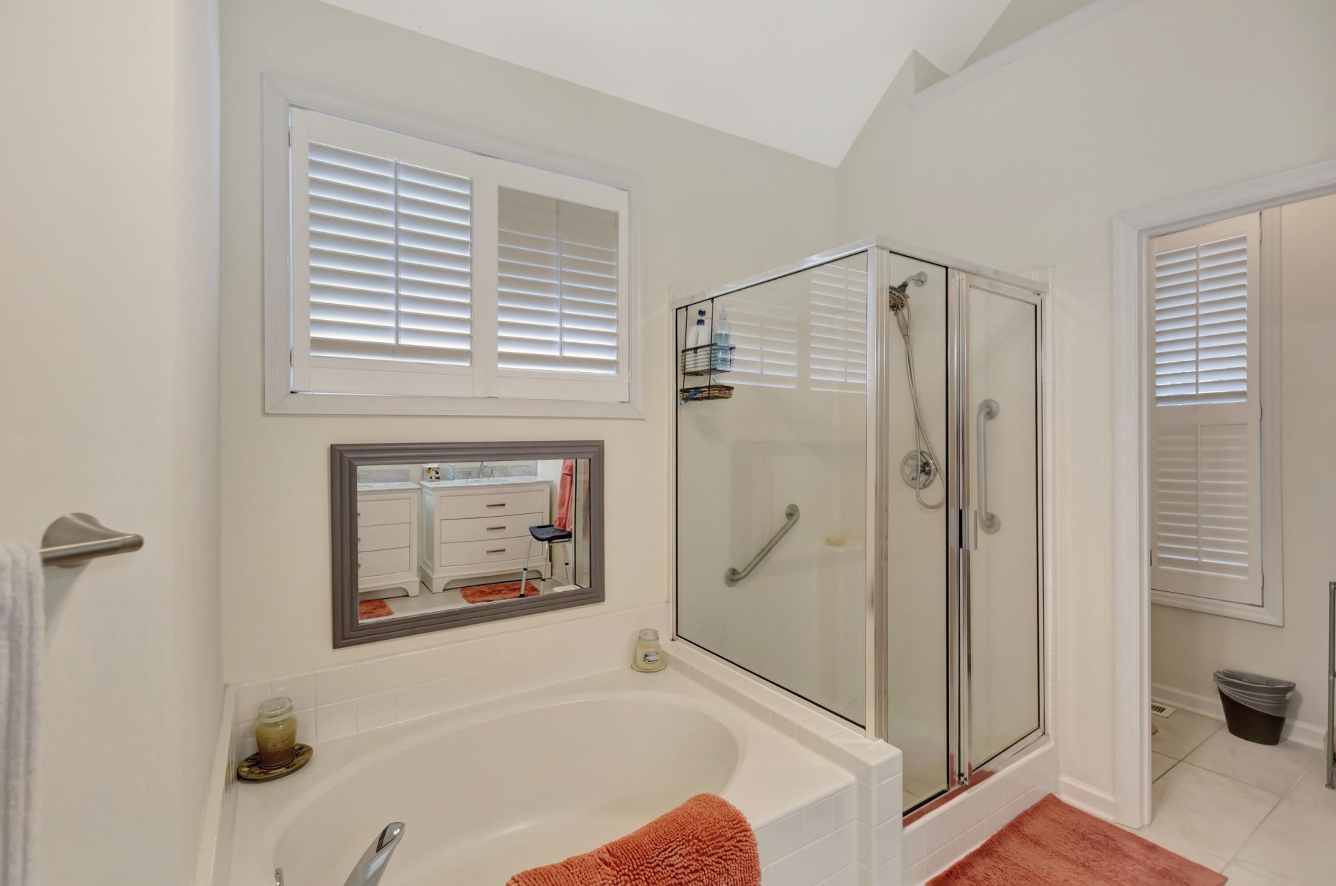 1075 Barfield Street Photo 24