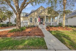 1075 Barfield Street photo 4
