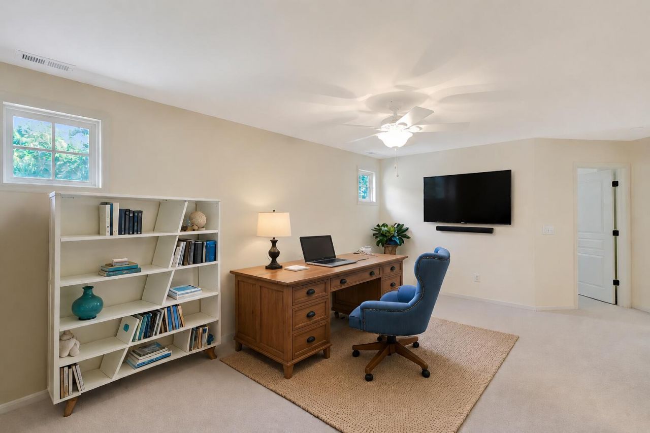 1075 Barfield Street Photo 35