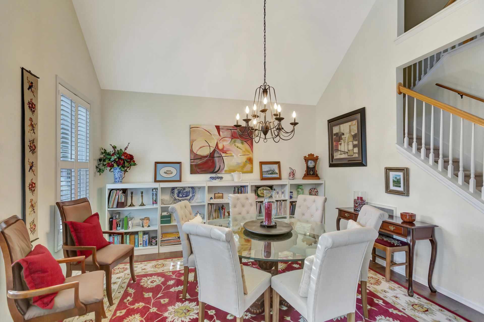 1075 Barfield Street Photo 8
