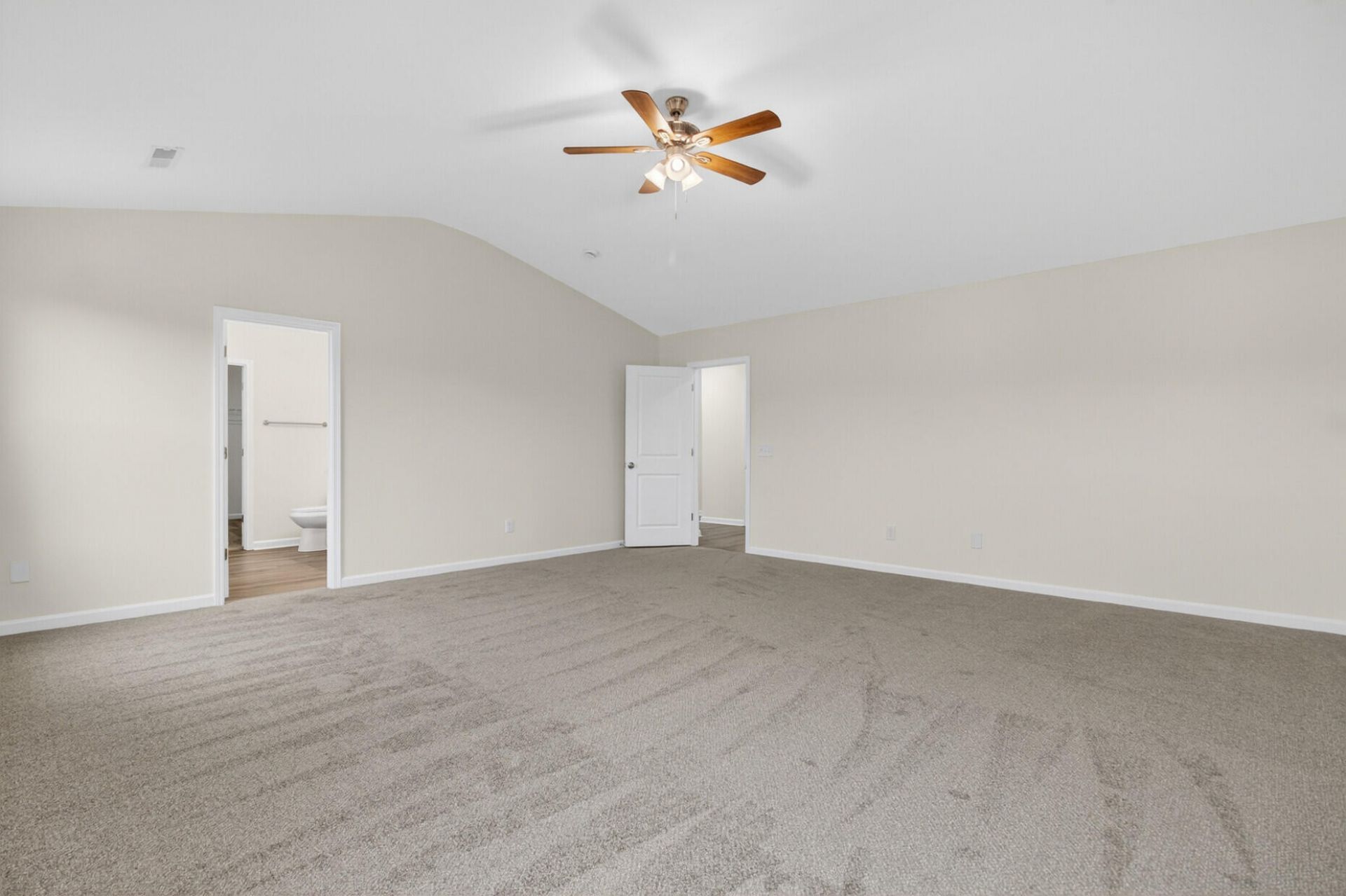 3115 Conservancy Lane Photo 16