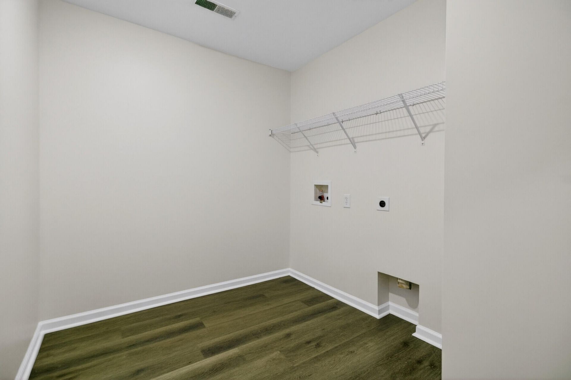 3115 Conservancy Lane Photo 24