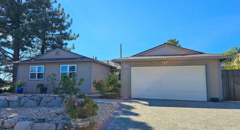 7565 Halifax Drive, Reno, NV 89506 Photo