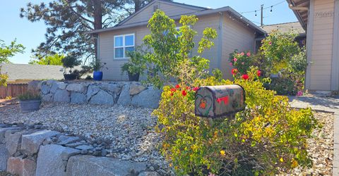 7565 Halifax Drive, Reno, NV 89506 Photo