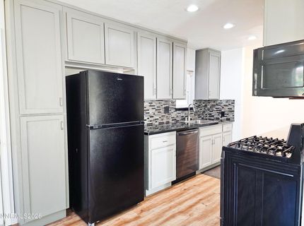 7565 Halifax Drive, Reno, NV 89506 Photo