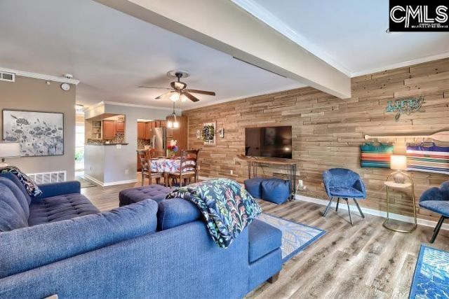 301 Harbor Heights Drive  Photo 12