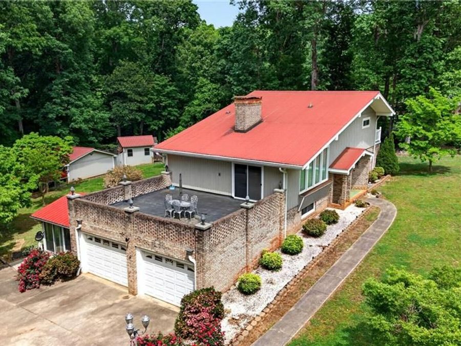 Property Image 38