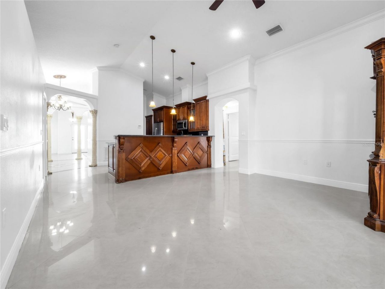 3122 W Crest Avenue, Tampa, FL 33614 Photo