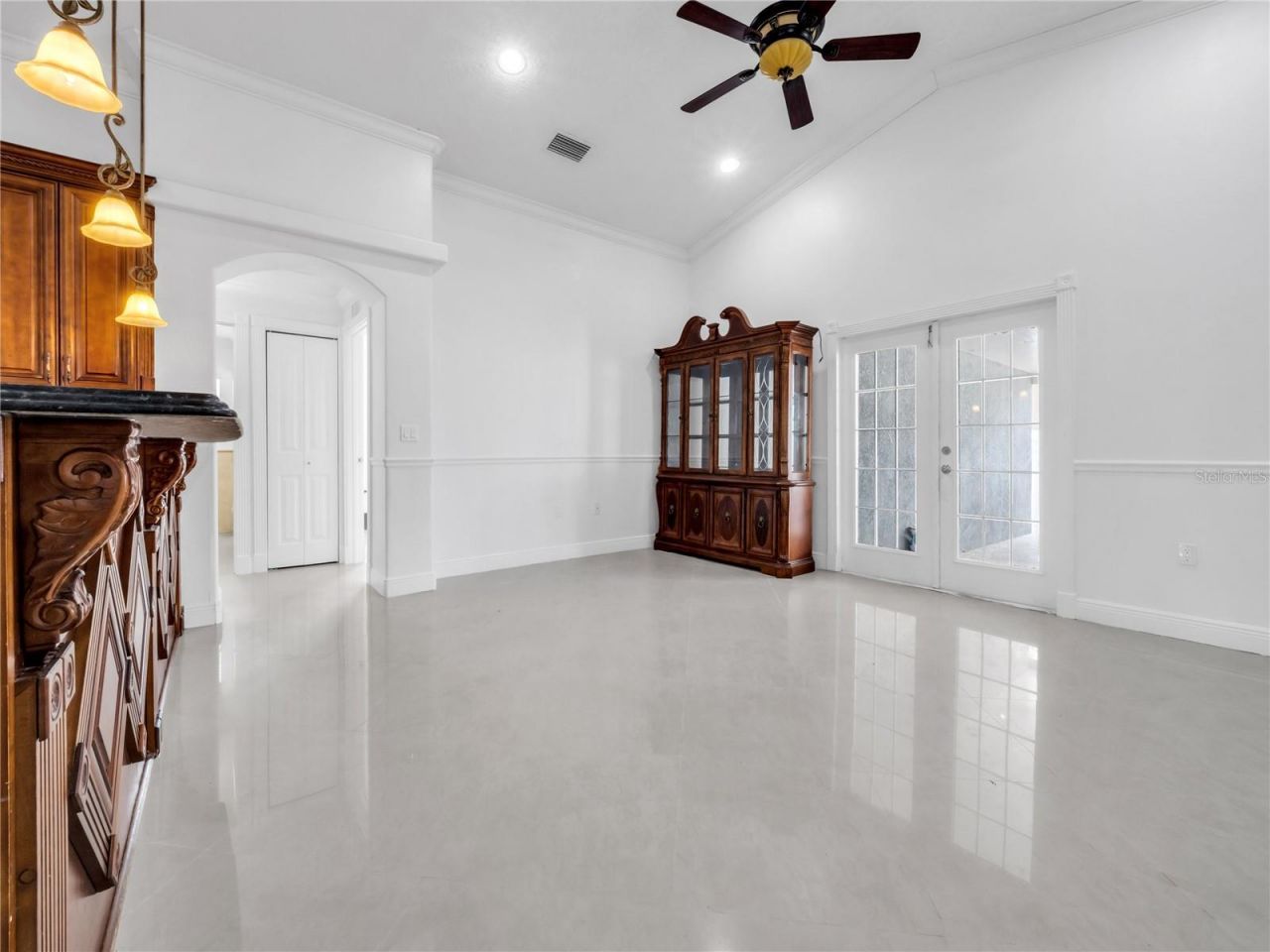 3122 W Crest Avenue, Tampa, FL 33614 Photo