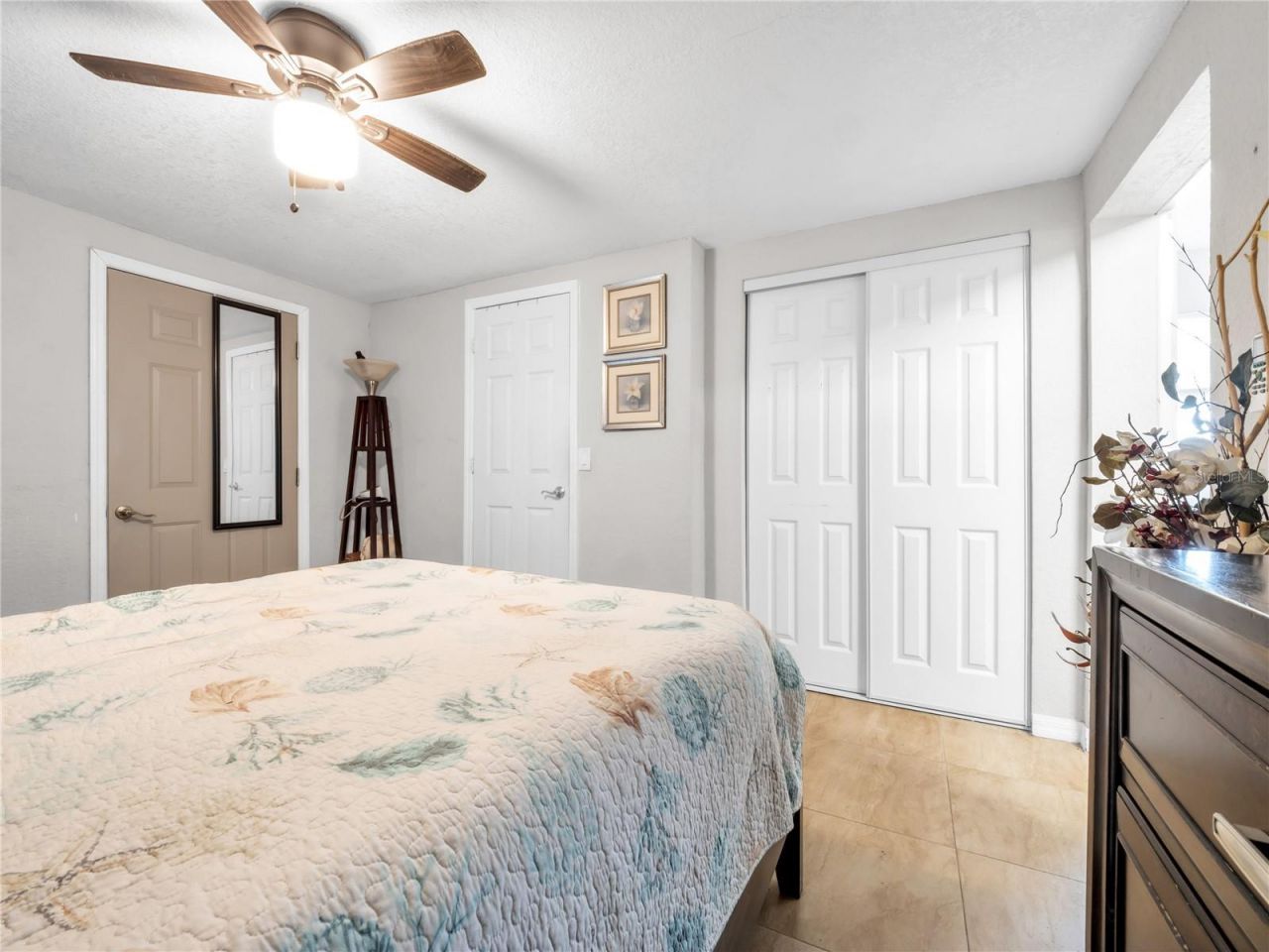 3122 W Crest Avenue, Tampa, FL 33614 Photo