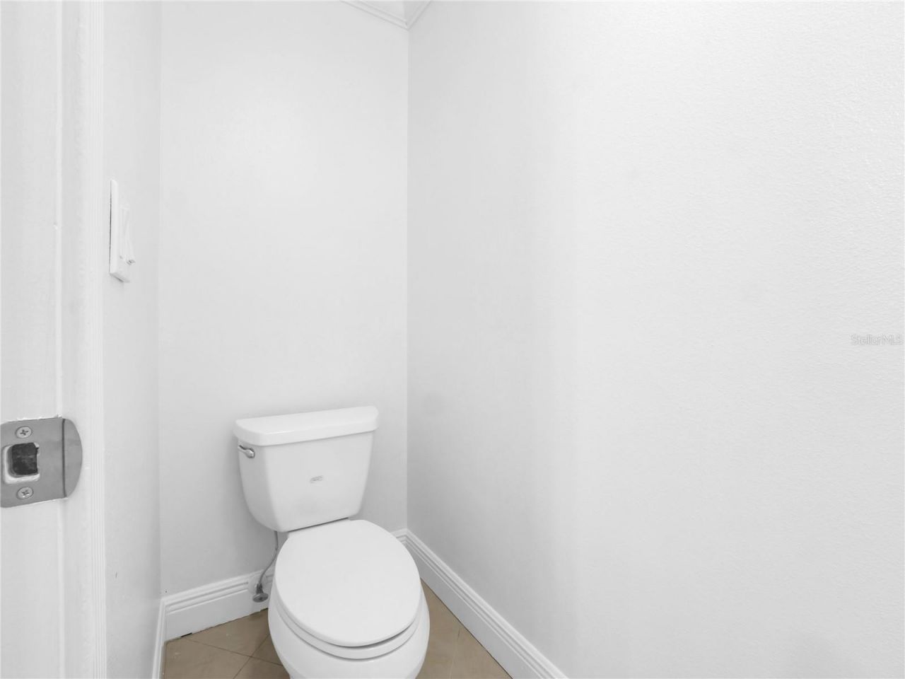 3122 W Crest Avenue, Tampa, FL 33614 Photo