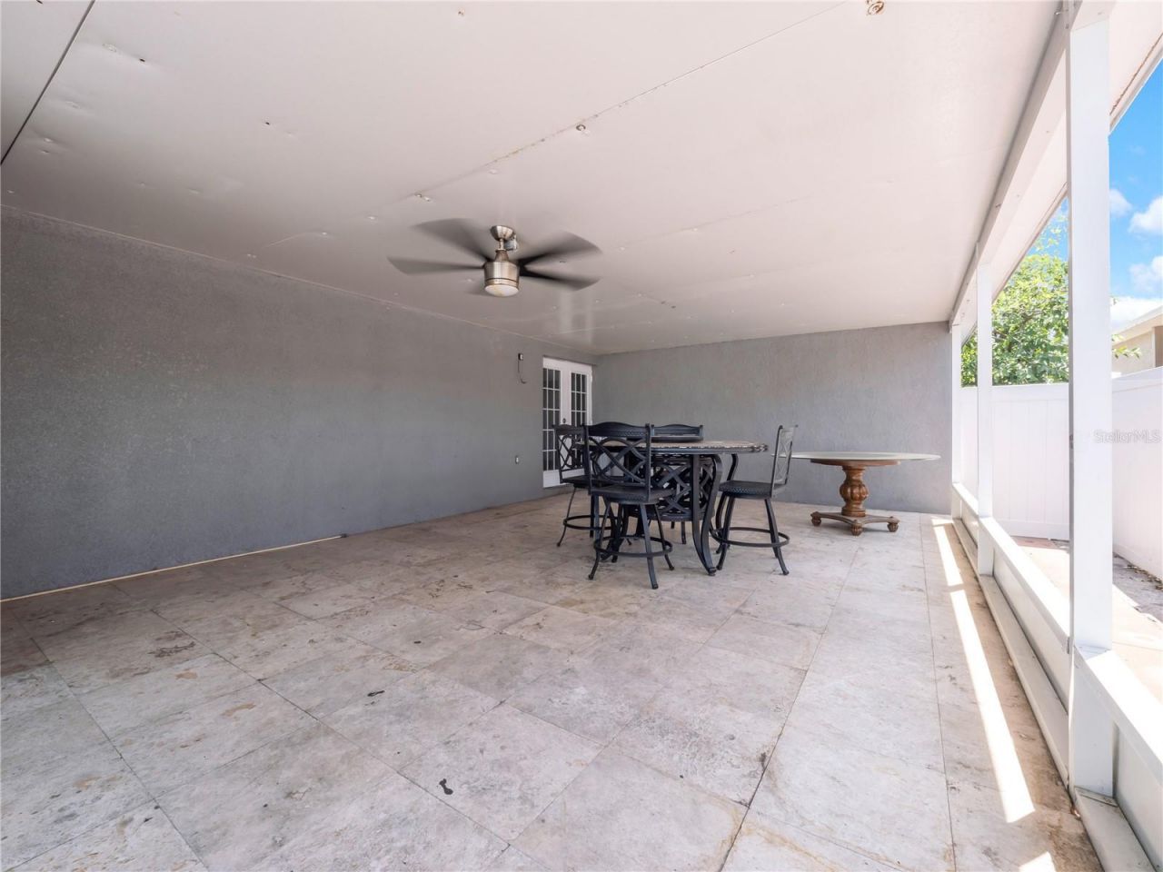 3122 W Crest Avenue, Tampa, FL 33614 Photo
