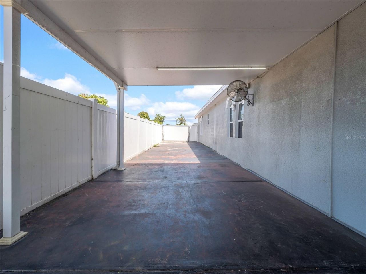 3122 W Crest Avenue, Tampa, FL 33614 Photo