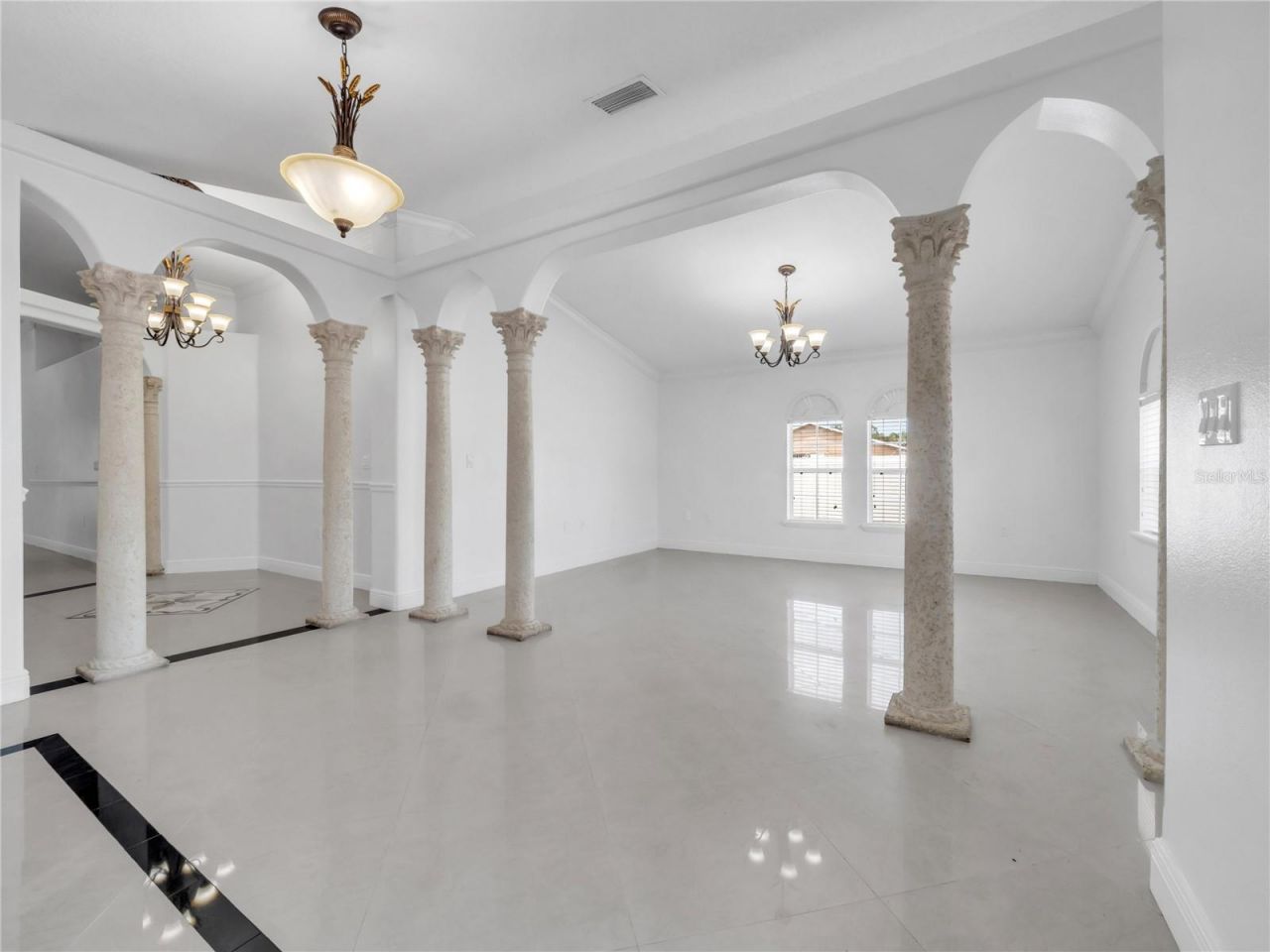 3122 W Crest Avenue, Tampa, FL 33614 Photo