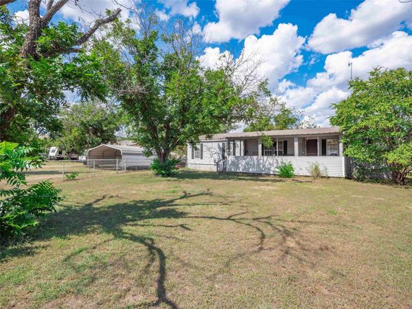 111 Pecan Orchard LN, Marble Falls, TX 78654